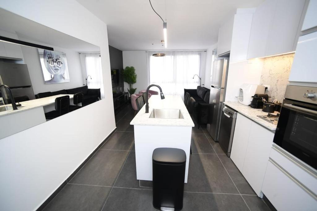 אילת Z-32 Luxury Boutique Apartment מראה חיצוני תמונה